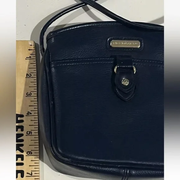 Liz Claiborne Small crossbody purse navy blue Classic Wardrobe Staple - Picture 3 of 11